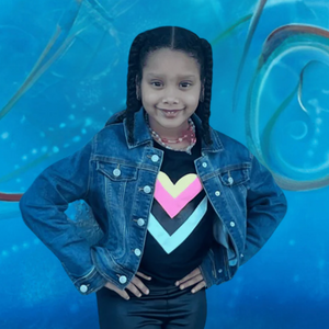 Jenesis Janai' Davis (Kayley)